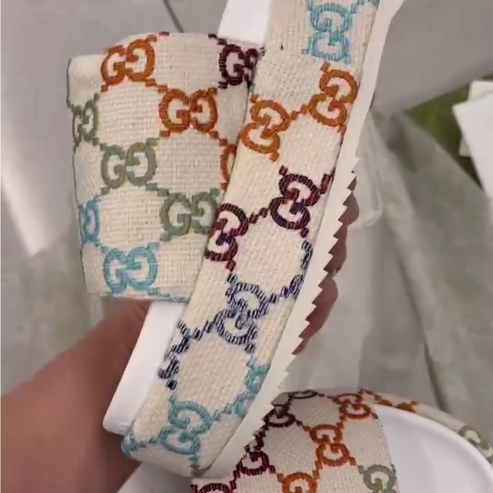 Colorful Patterned Platform Slides - Picture 4 of 9